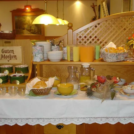 Guest house Puhringer
