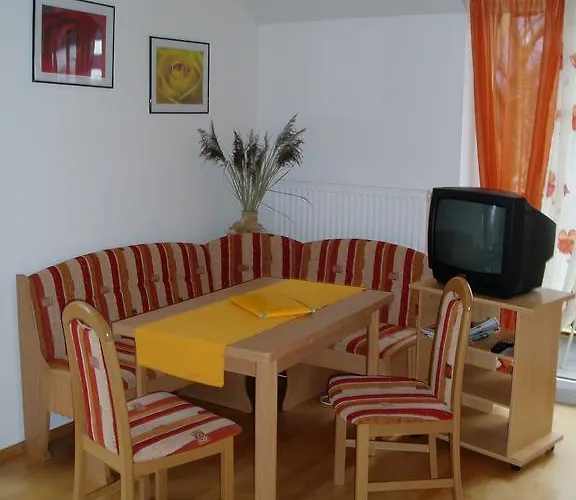 Πανσιόν Puhringer Mondsee